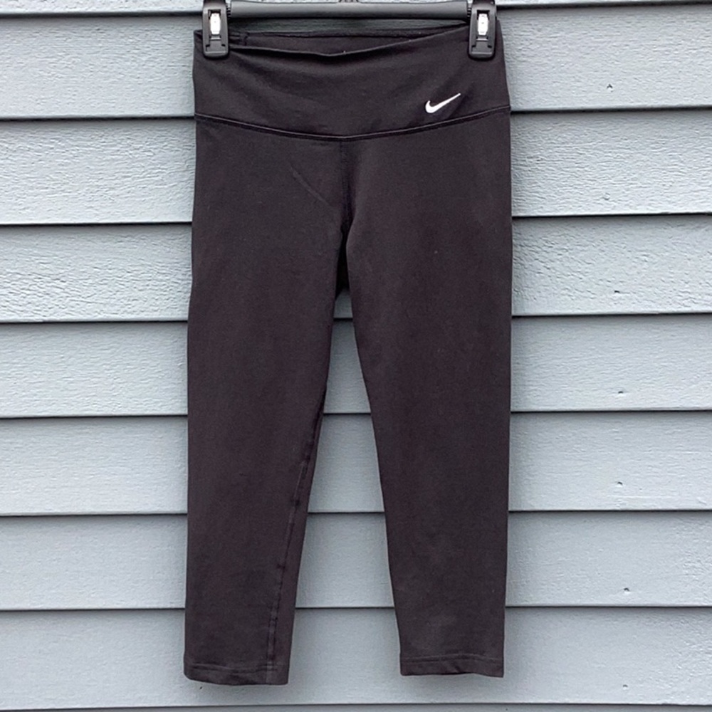 Nike Black Dri-Fit Performance Capri Leggings XS